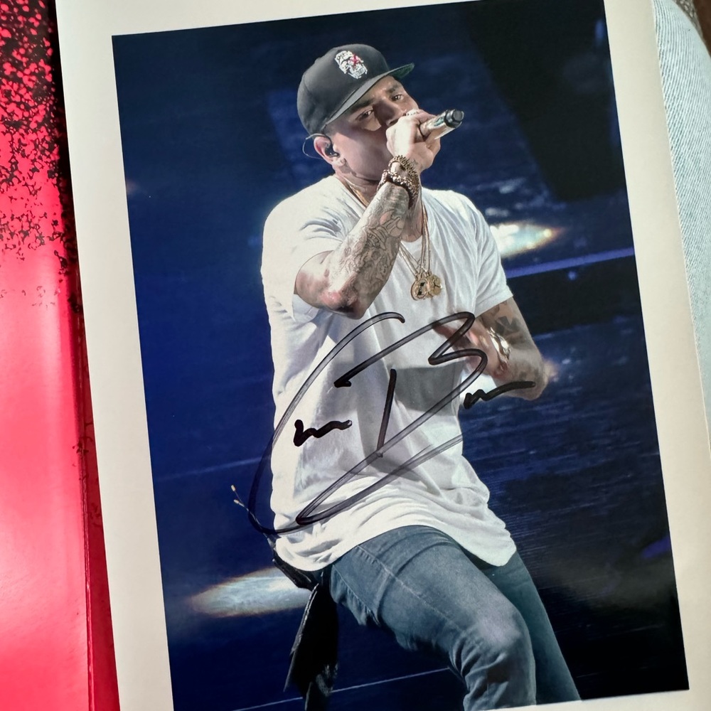 Chris Brown Signed autographed photo
